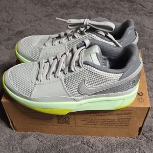 Nike Women's Sneakers in Gray and Lime